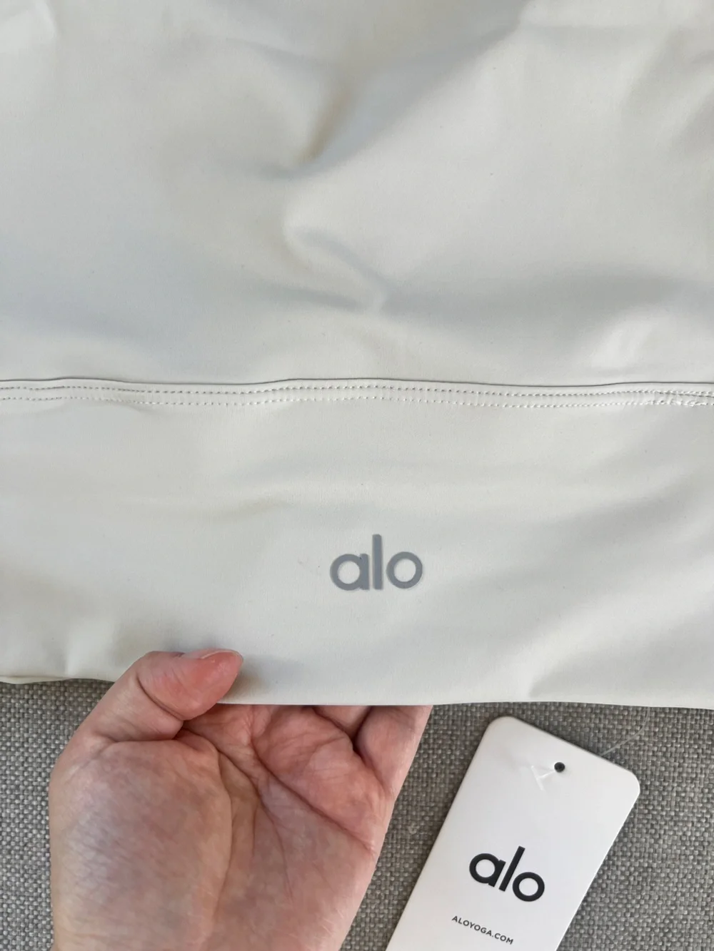 Alo yoga white tank top